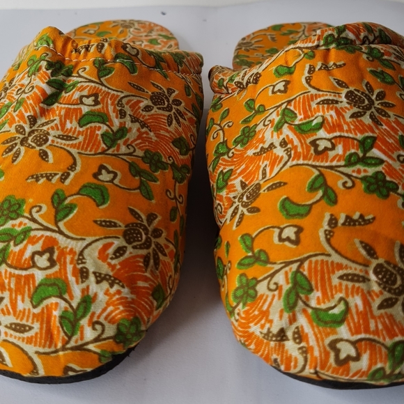 Ankara Print Bedroom Slippers - Picture 3 of 6